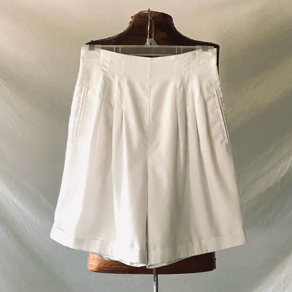Vintage 80s Does 50s White Ultra High Waist Pleated Shorts
